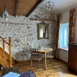 Casa vacanze Basia, - Centre , Quartier Historique Sanctuaires A 7 Min A Pied, Lourdes