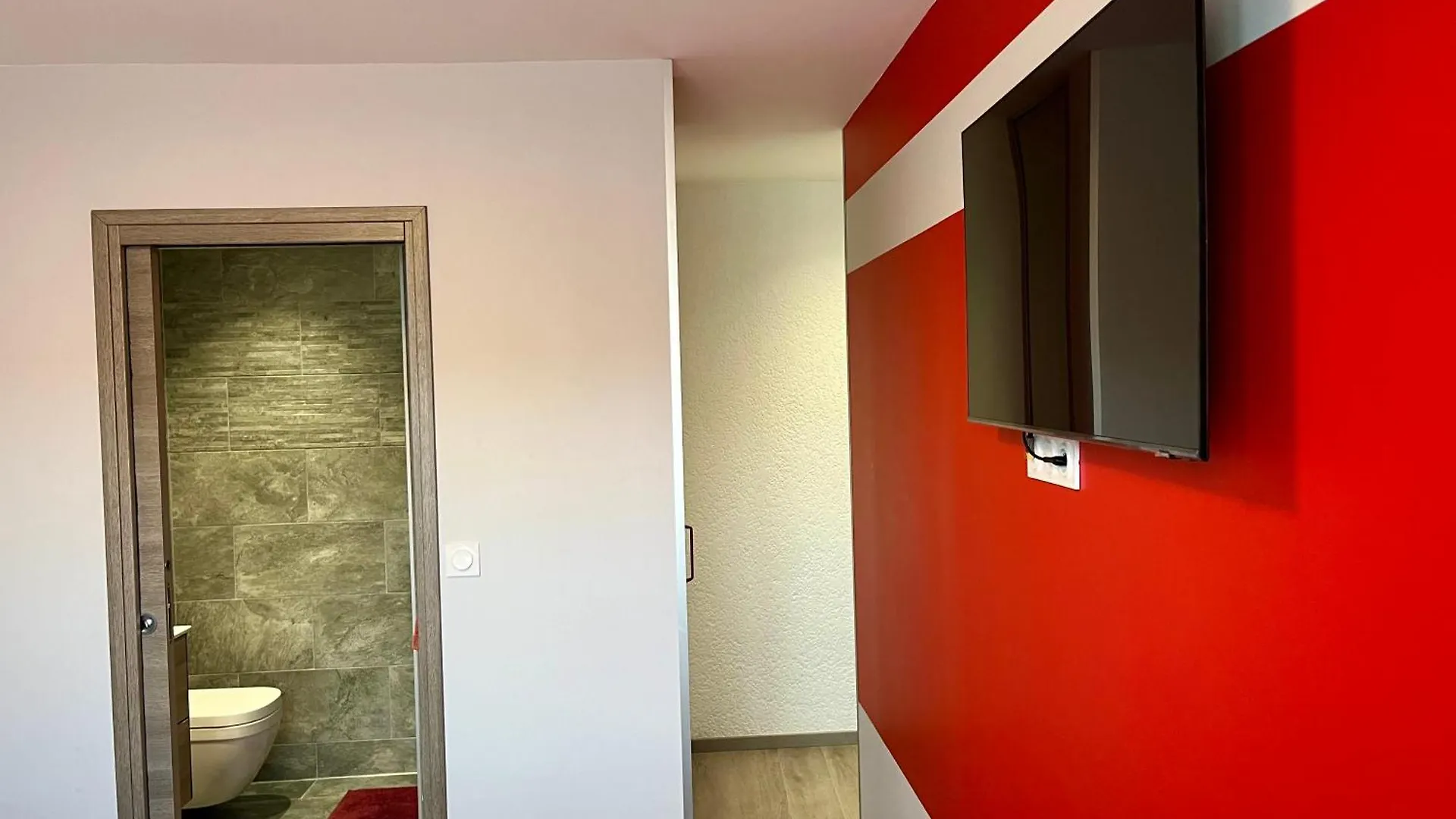 Homestay Loption Apartment Carbonne France